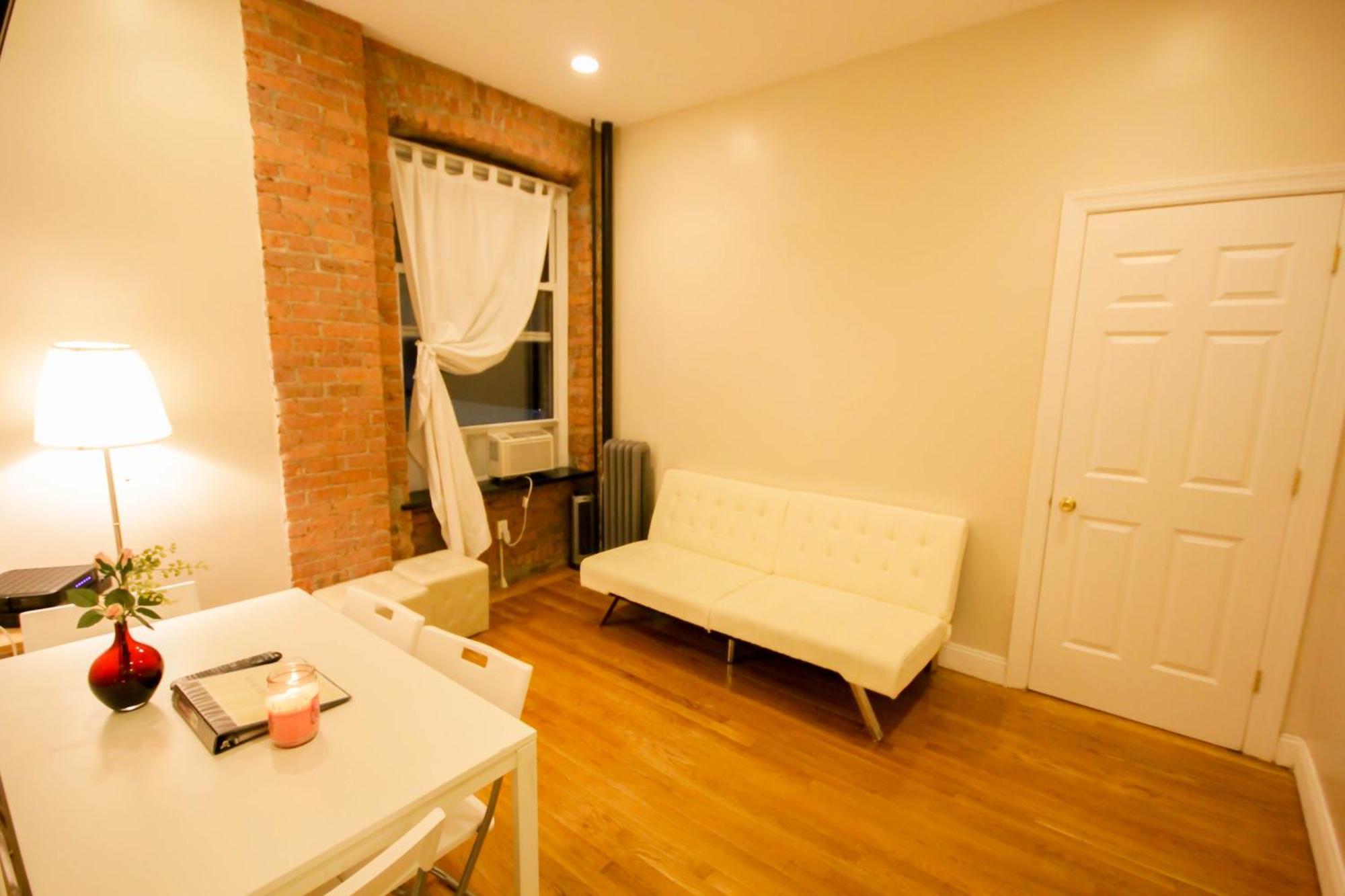 Studio Plus - One-Bedroom Apt Нью-Йорк Номер фото
